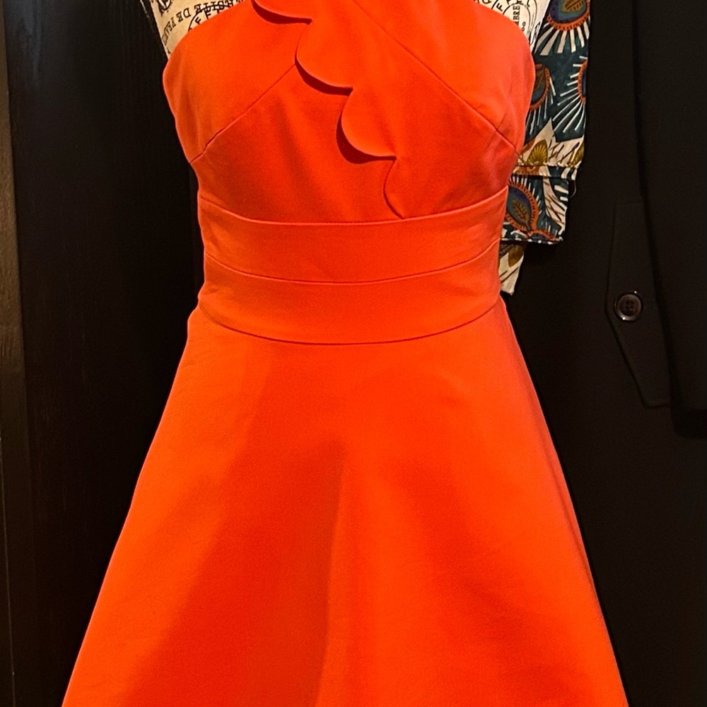 BEAUTIFUL, ARMANI bright Orange 🍊 short dress.  Size XS - Picture 7 of 13